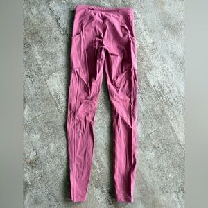 Lululemon Pink Leggings w/ Pockets